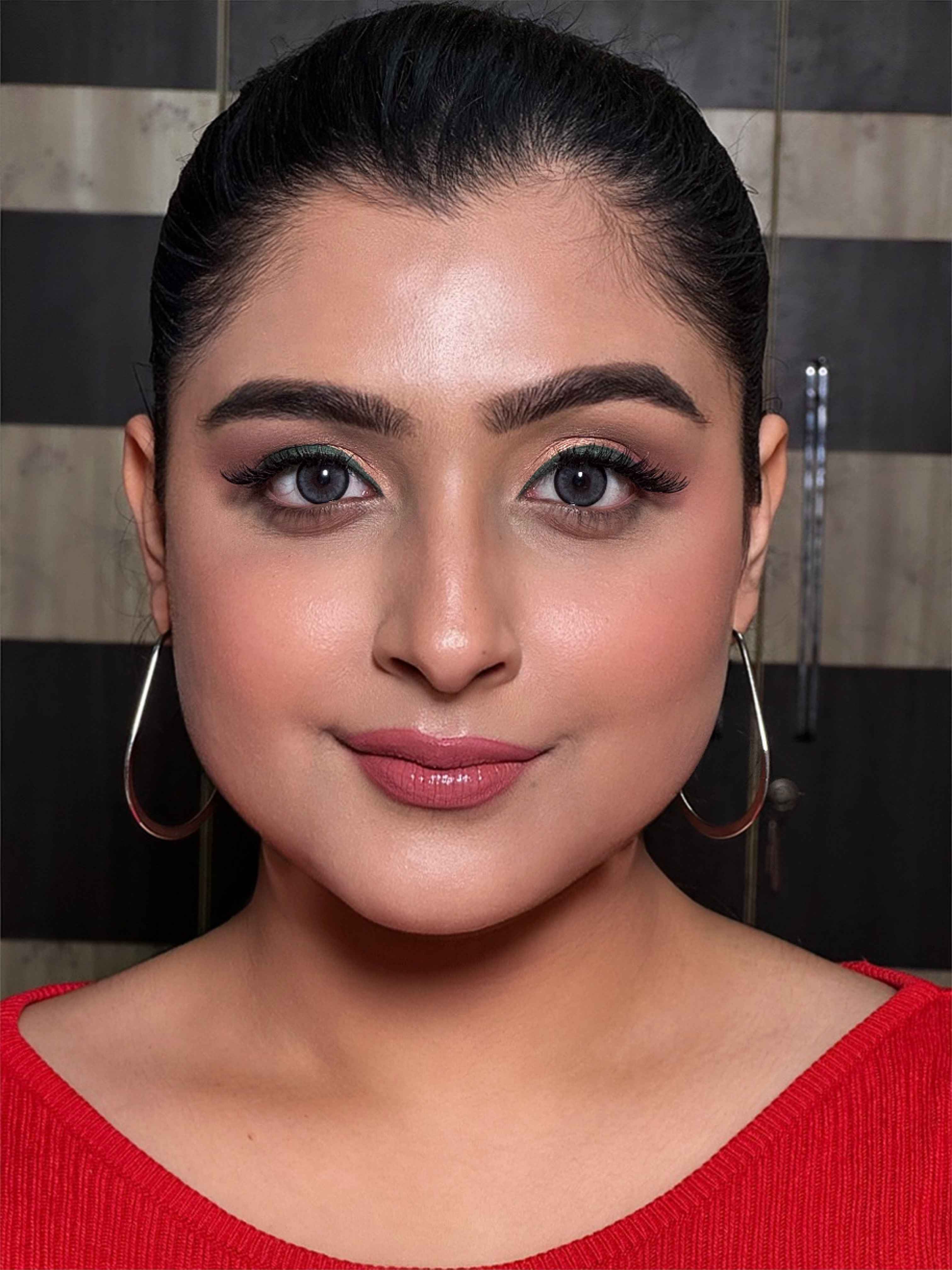 Platinum grey yearly