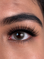 VYNKL Lashes- Venice