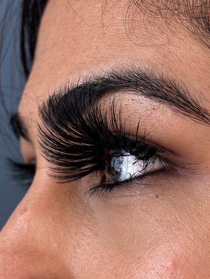 VYNKL Lashes - Doha