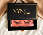 VYNKL lashes- Florence
