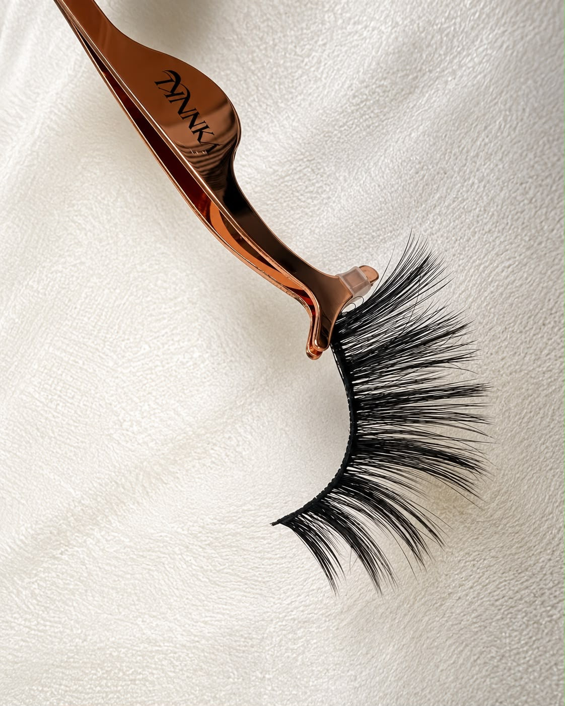 VYNKL Lashes - Las Vegas