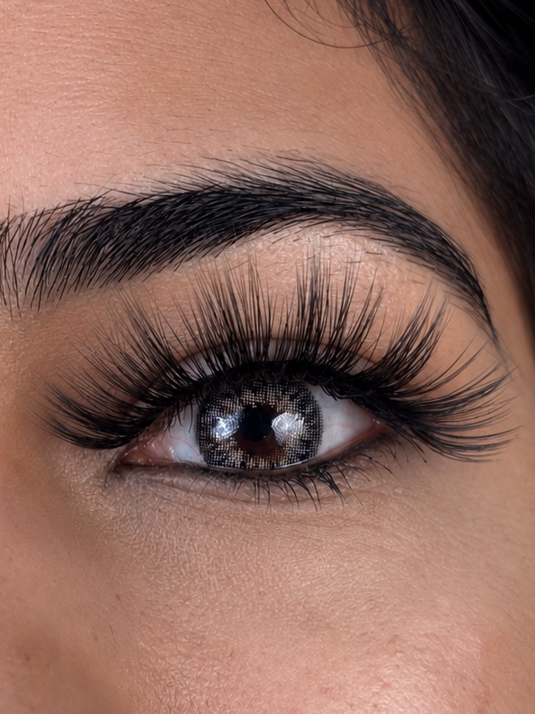 VYNKL Lashes - Las Vegas