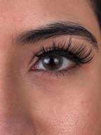 VYNKL lashes- Florence