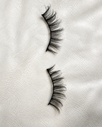 VYNKL lashes- Florence