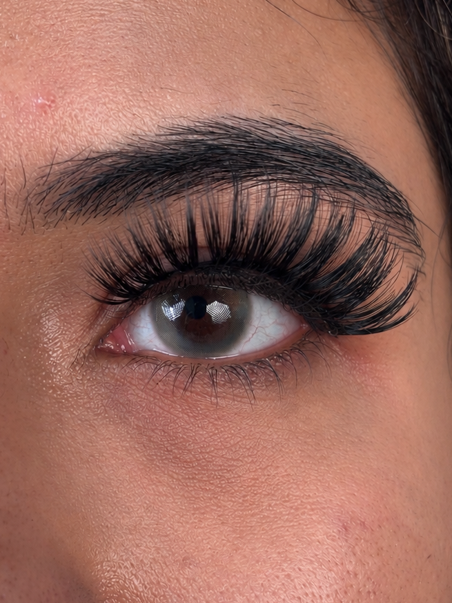 VYNKL lashes - Madrid