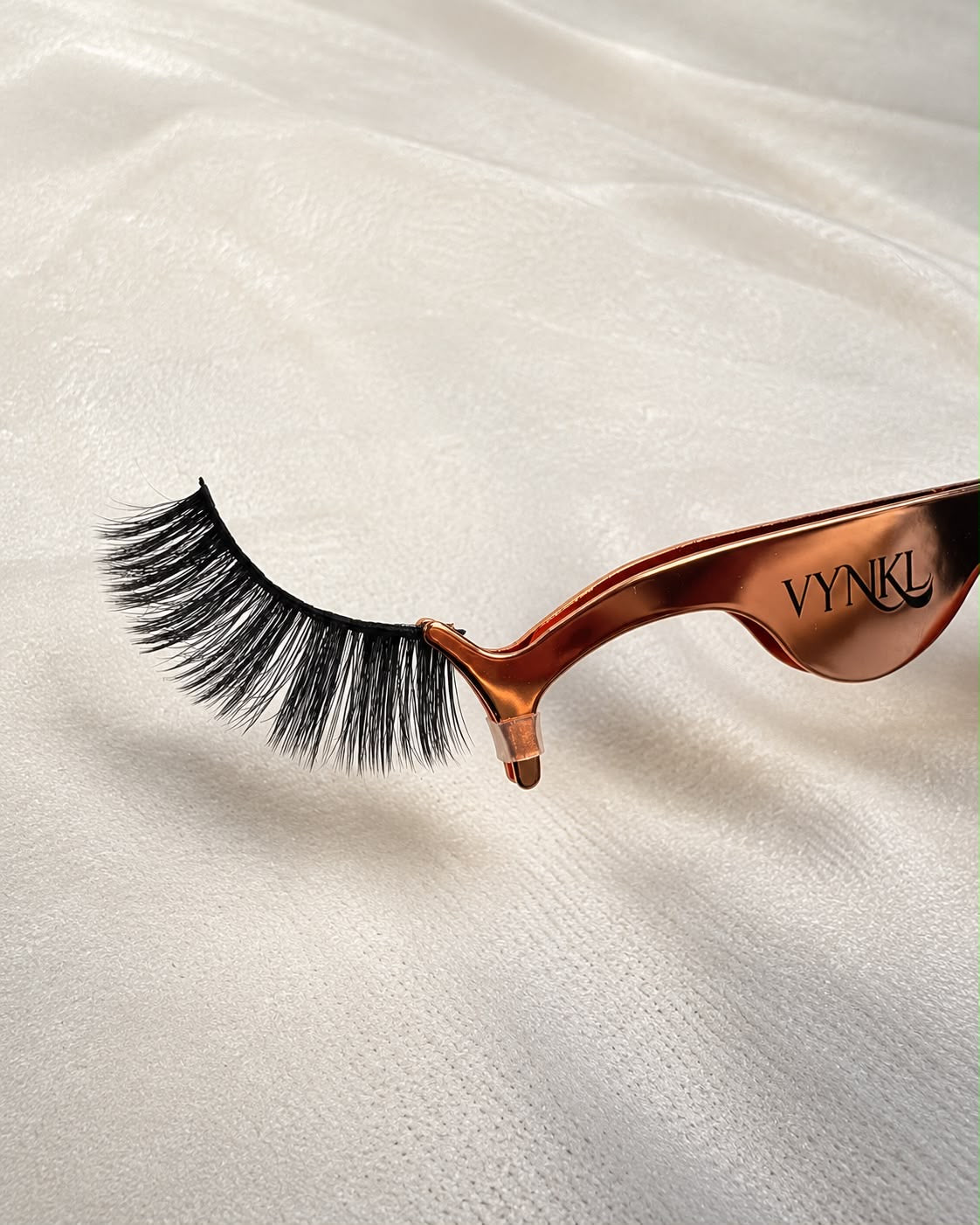 VYNKL lashes- Los Angeles