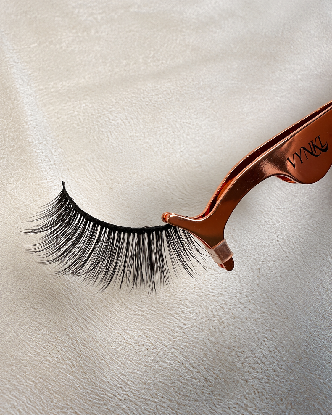 VYNKL Lashes- Venice
