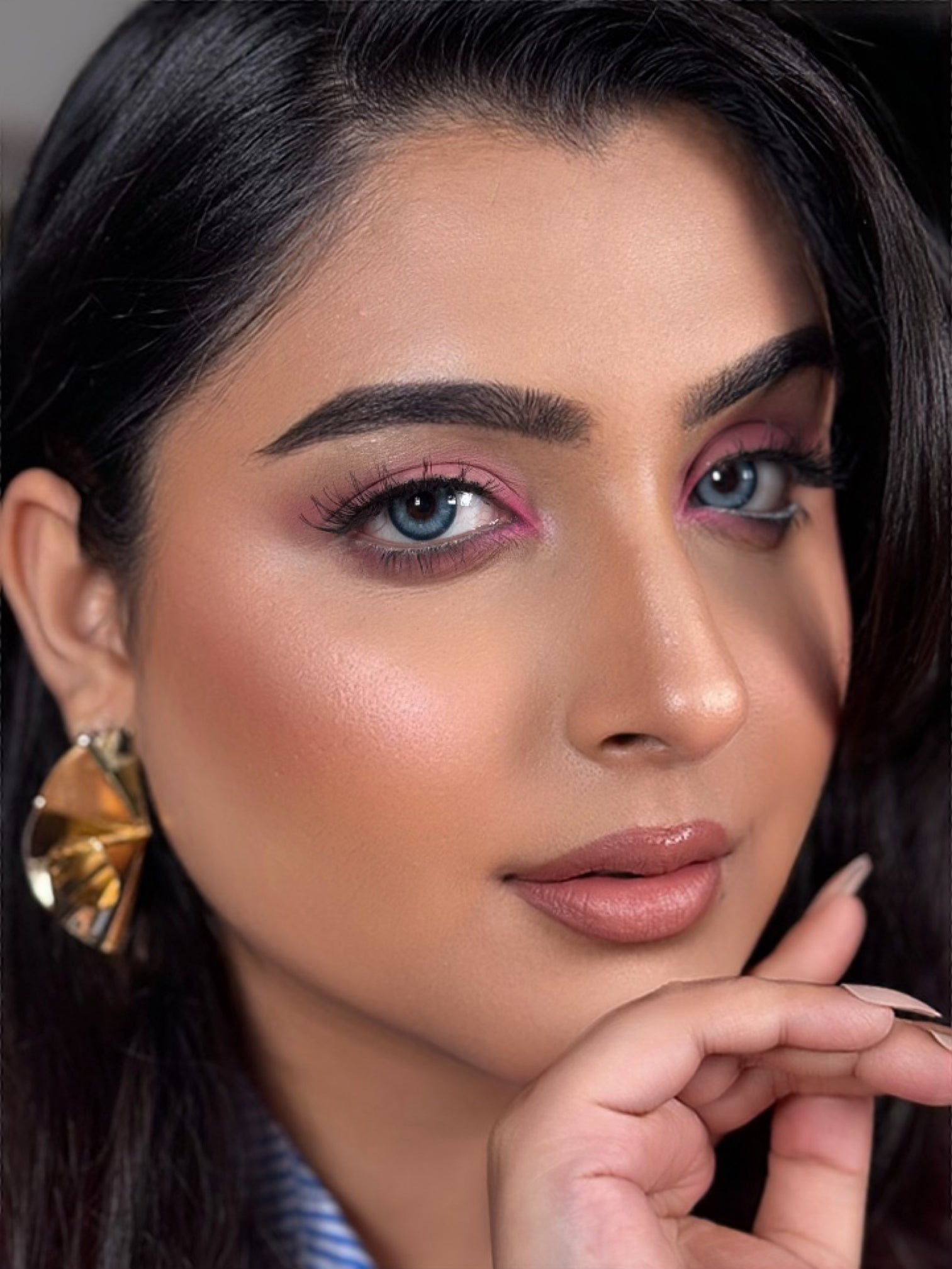 Aqua blue yearly lenses