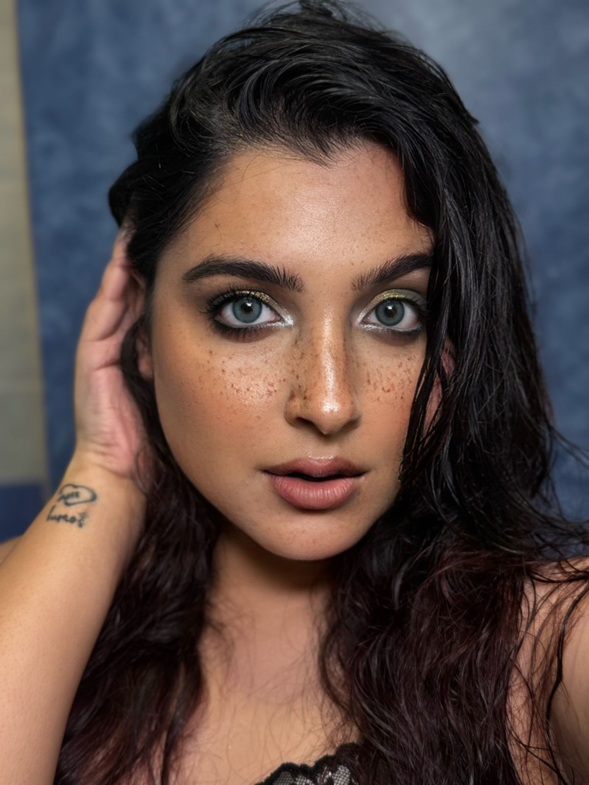 Moss Green yearly lenses